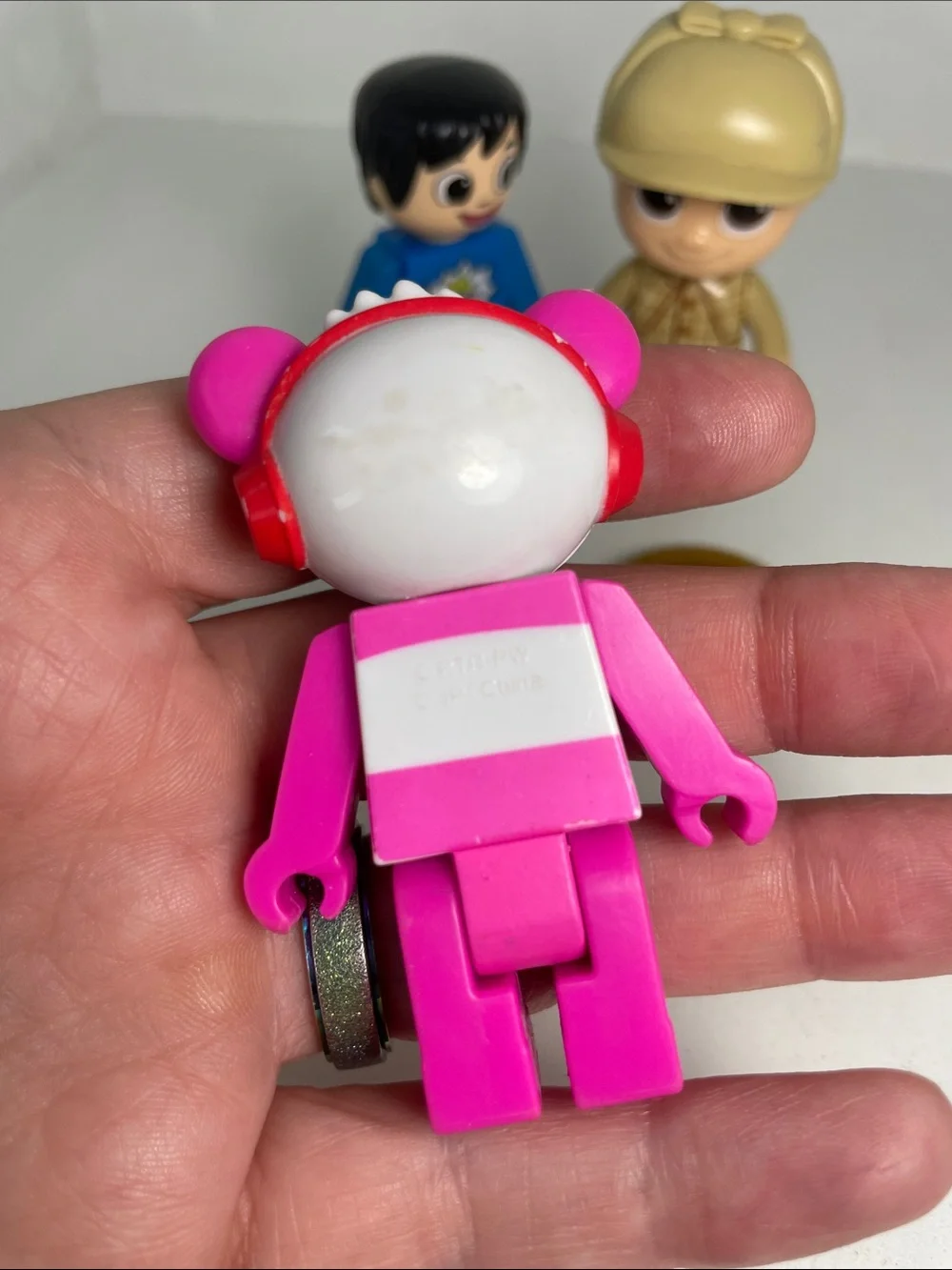 Ryan’s World Toy Set of 6 and 1 Coin